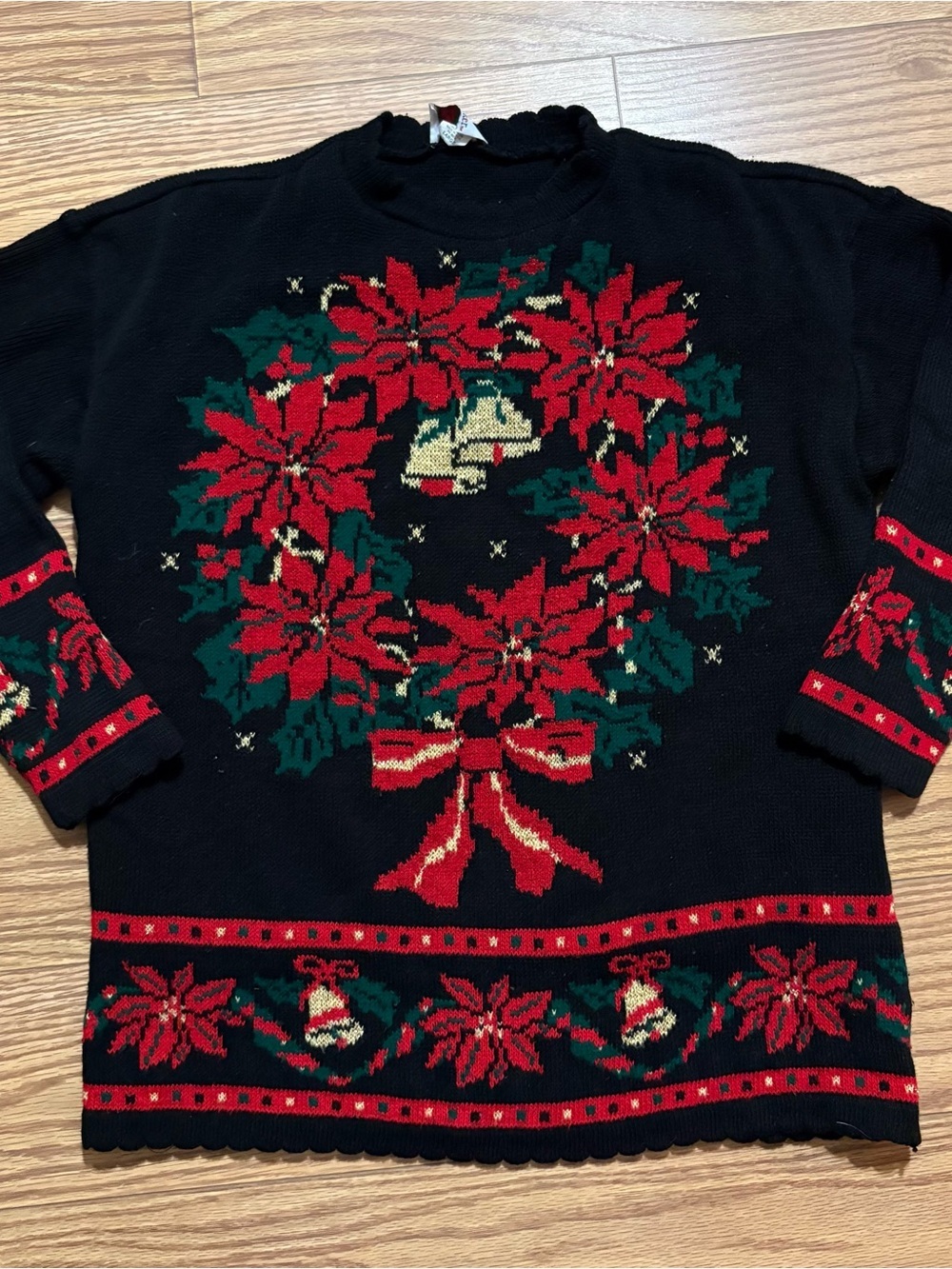 Vintage Nutcracker Poinsettia Wreath Holiday Sweater Christmas Grannycore Large